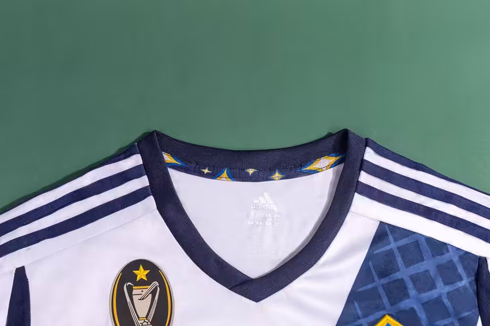 Retro LA Galaxy Home Jersey 2012 - Image 3