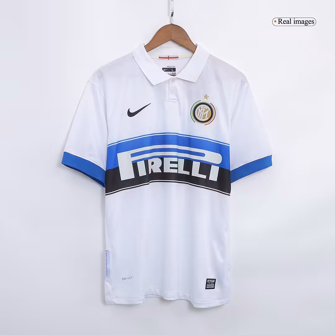Retro Inter Milan Away Jersey 2009/10 - Image 3