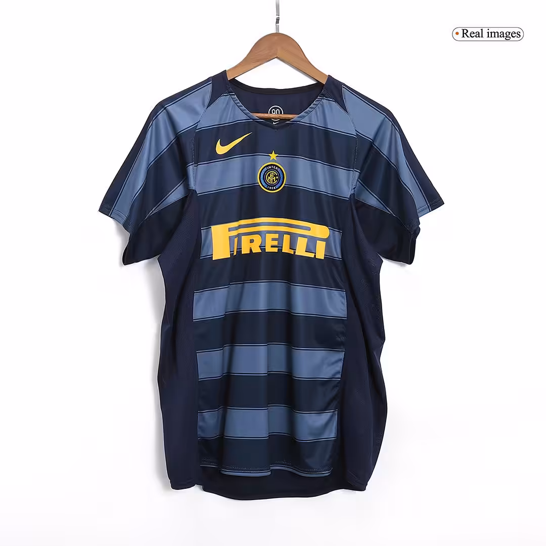 Retro Inter Milan Away Jersey 2004/05 - Image 3