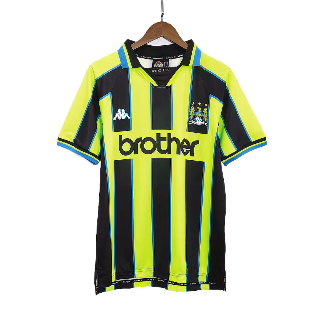 Retro Manchester City Away Jersey 1998/99 - Image 4