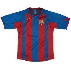 Alternative view of Ronaldinho #10 Retro Barcelona Home Jersey 2004/05