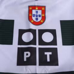 Alternative view of C.RONALDO #28 Retro Sporting Lisbon Home Jersey 2002/03