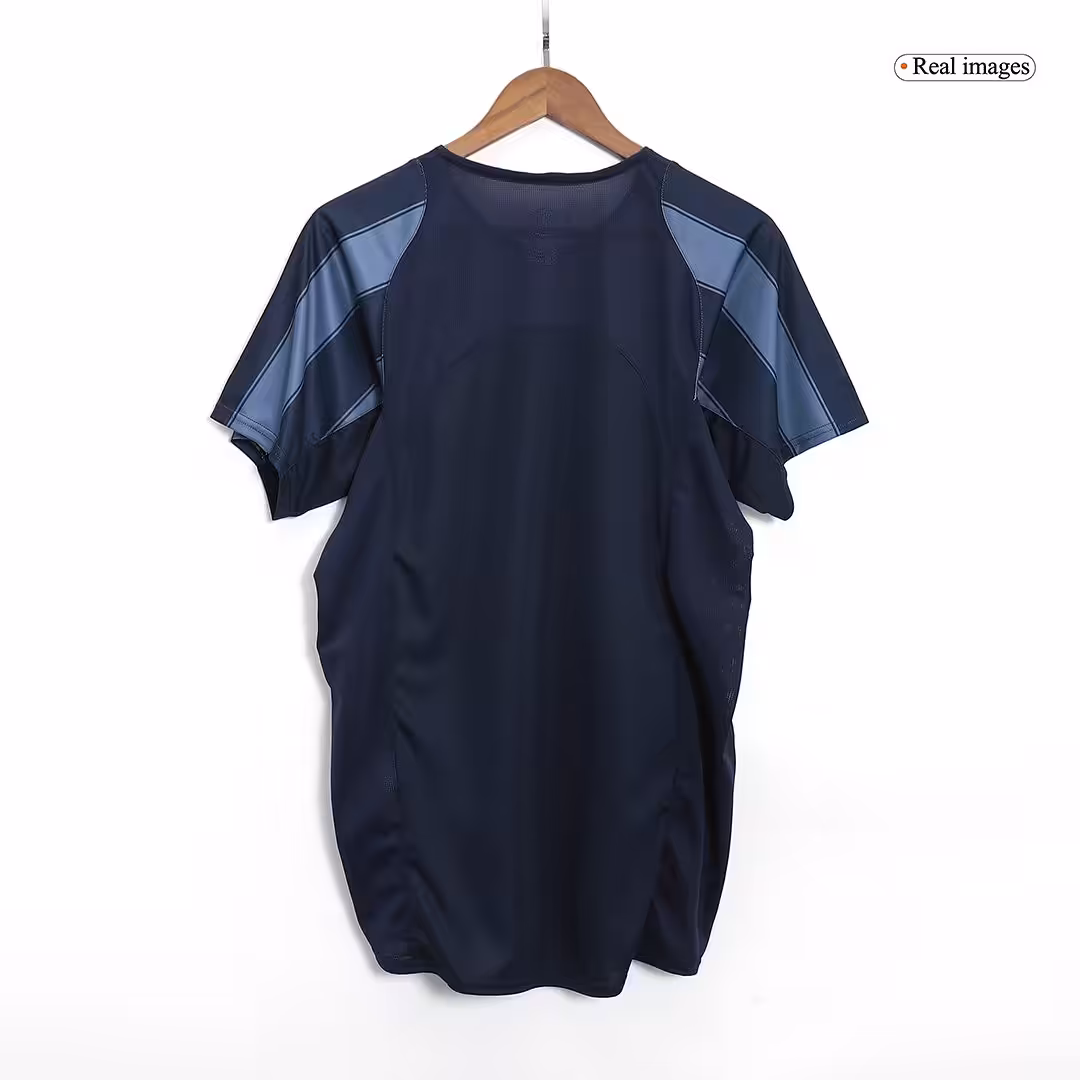 Retro Inter Milan Away Jersey 2004/05 - Image 4
