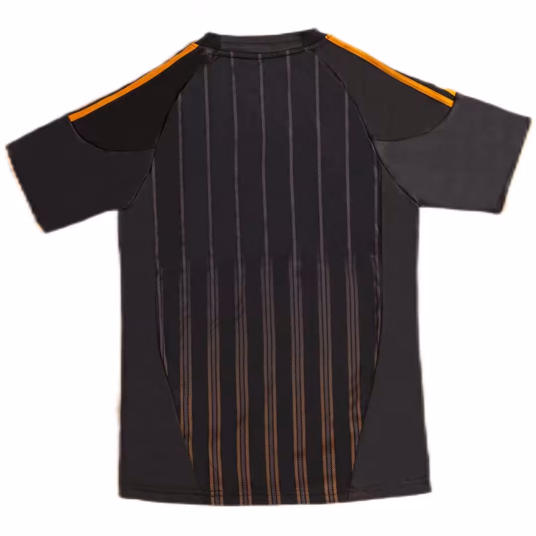Retro Chelsea Away Jersey 2010/11 - Image 2