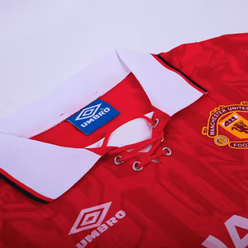 Retro Manchester United Home Jersey 1992/94 - Image 4