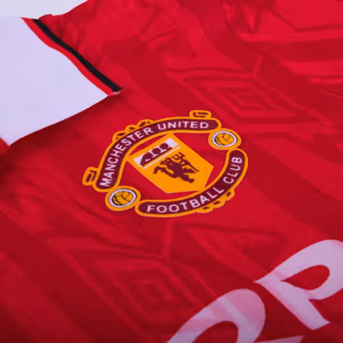 Retro Manchester United Home Jersey 1992/94 - Image 2