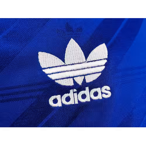 Retro Manchester United Away Jersey 1986 - Image 4