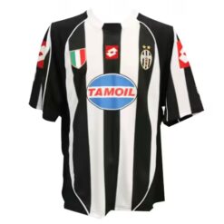 Alternative view of Del Piero #10 Retro Juventus Home Jersey 2002/03