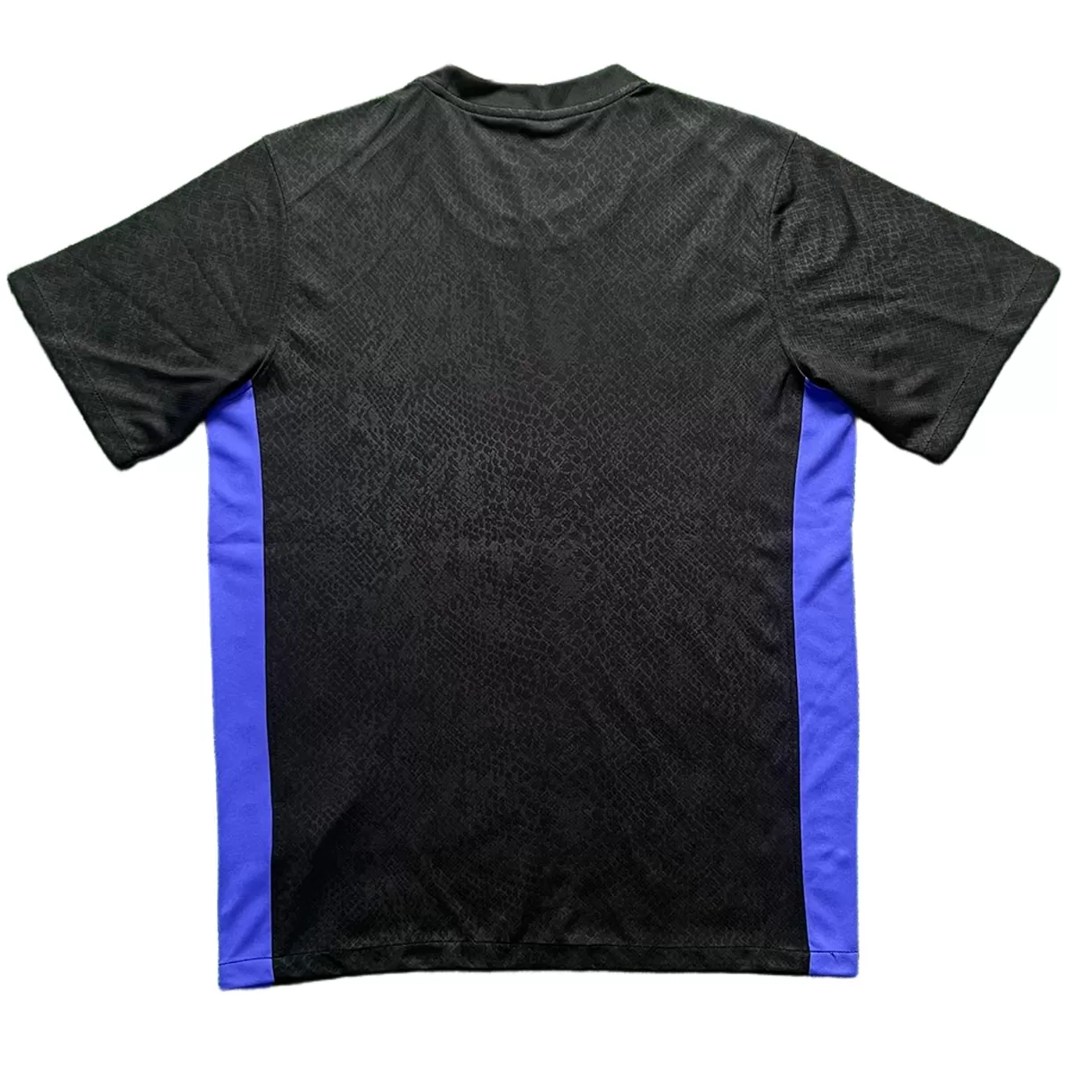 Barcelona x Kobe Bryant 'Mamba' Pre-Match Jersey 2025/26 - Image 2