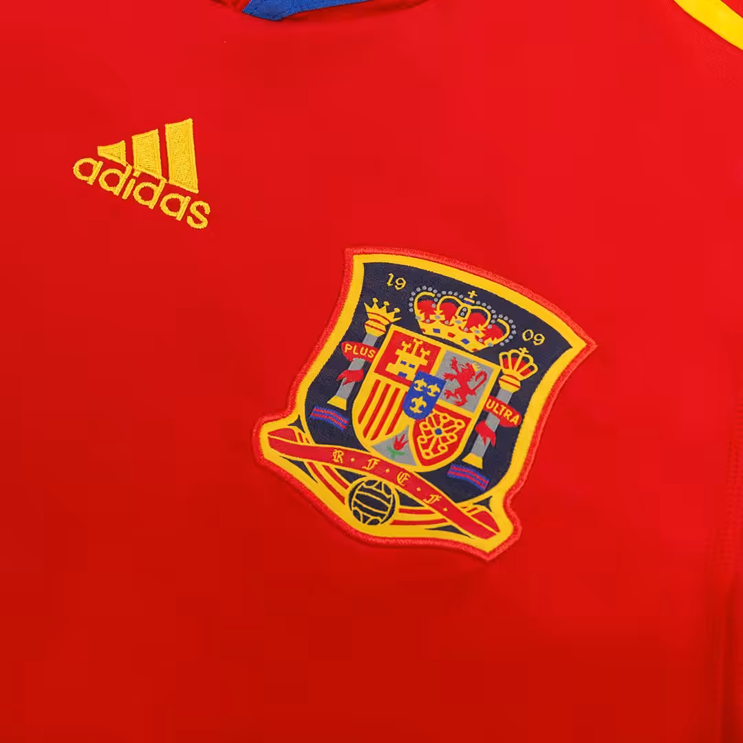 DAVID VILLA #7 Retro Spain Home Jersey 2010 - Image 4