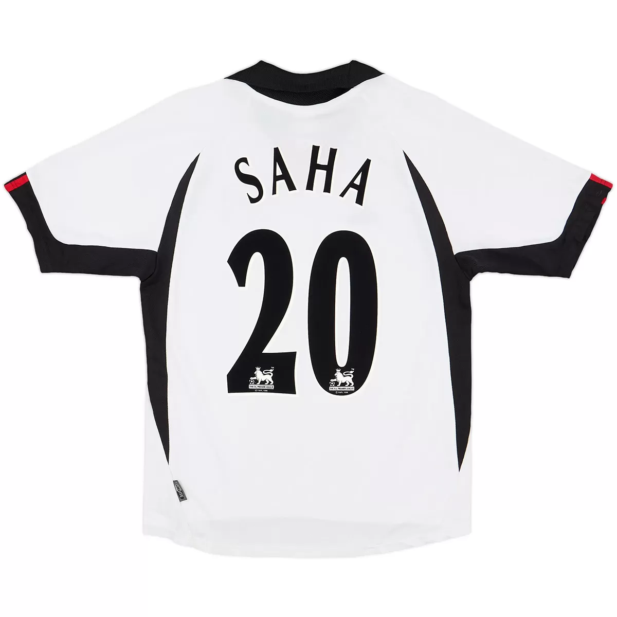 Saha #20 Retro Fulham Home Jersey 2001/02