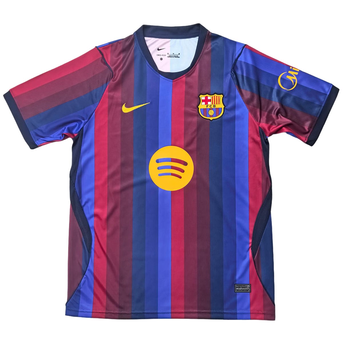 Barcelona Home Jersey Kit 2026/27 Barcelona Home Jersey Kit 2026/27 alternate view 6